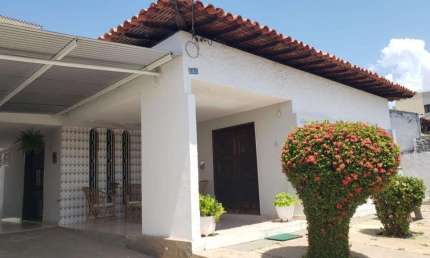 Casa com 4 dormitórios à venda, 127 m² por R$ 590.000,00 - Cabral - Teresina/PI