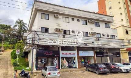 Apartamento Mobiliado com 2 Dormitórios na Água Verde!