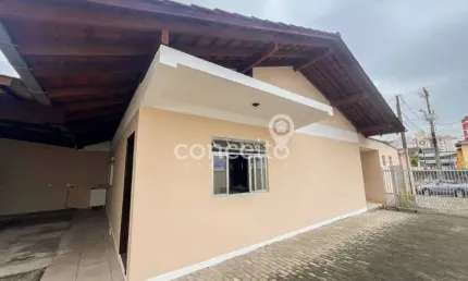 Casa com 3 quartos para alugar no Garcia, Blumenau 