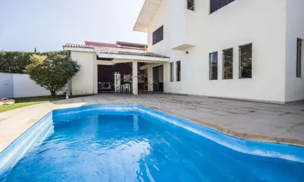 Casa para venda e locação com 3 dormitórios no Condomínio Taubaté Village em Taubaté/SP.