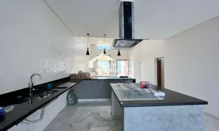 Casa com 3 quartos, 309 m², venda por R$ 1.300.000- Condomínio Jardim Oásis - Taubaté/SP