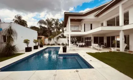 Casa com 6 quartos, 500 m² - Taubaté Village - Taubaté/SP