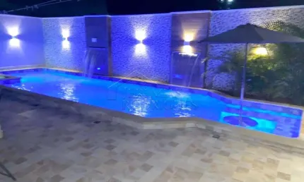 Casa em condomínio fechado com 3 quartos à venda no Residencial Santa Izabel, Taubaté 