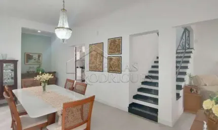 Casa com 3 quartos à venda no Centro, Taubaté 