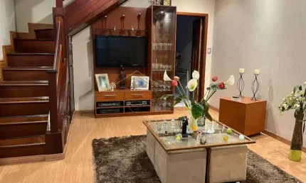Casa com 3 quartos à venda na Vila Jaboticabeira, Taubaté 