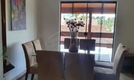 Casa com 3 quartos, 288 m² - Loteamento Residencial Andrade - Pindamonhangaba/SP