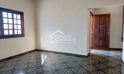 Casa com 3 quartos, 223 m², venda por R$670.000 - Campo Alegre - Pindamonhangaba/SP