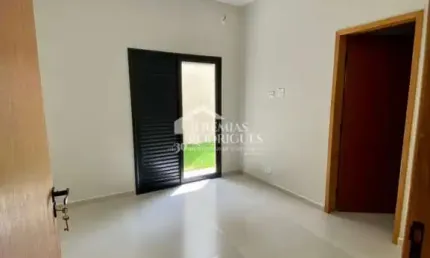 Casa com 2 quartos, 130 m², à venda por R$ 570.000- Residencial Vila Romana - Pindamonhangaba/SP
