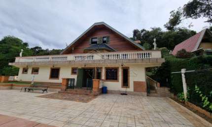 Casa com 5 quartos, 360 m², à venda por R$ 2.200.000- Jd Belvedere - Campos do Jordão/SP