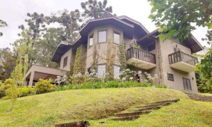 Casa em condomínio fechado com 4 quartos à venda na Vila Capivari, Campos do Jordão 