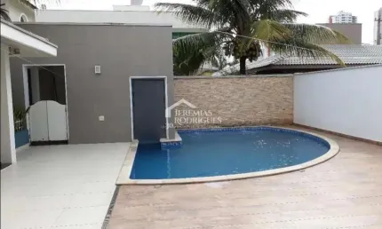 Casa com 3 quartos à venda no Esplanada Independência, Taubaté 