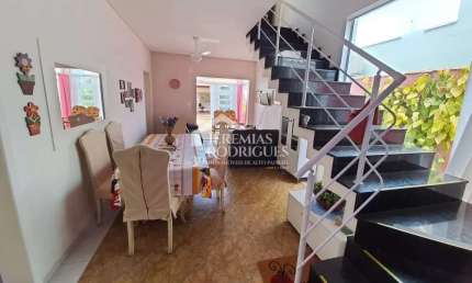 Casa com 4 dormitórios, 200 m² - Condomínio Campos do Conde II - Tremembé/SP