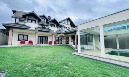 Casa com 8 dormitórios, 900 m² - Condomínio Portal da Serra - Taubaté/SP