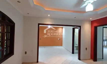 Casa com 4 dormitórios, 250 m² - Vila Rica - Pindamonhangaba/SP