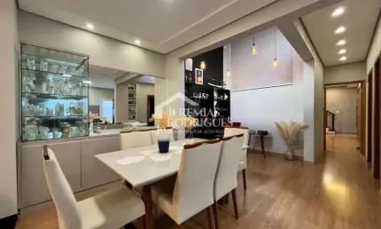Casa com 3 dormitórios, 205 m² - Centro - Tremembé/SP
