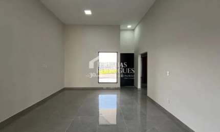 Casa com 3 dormitórios, 108 m² - Condomínio Vale dos Cristais - Taubaté/SP.
