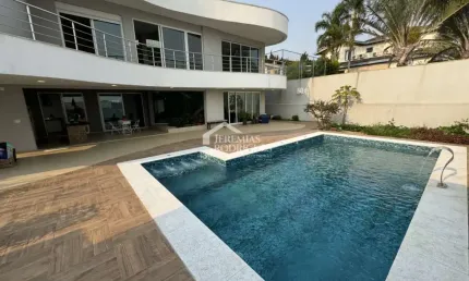 Casa com 4 dormitórios, 489 m² - Residencial Santa Helena - Caçapava/SP.
