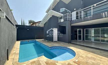 Sobrado com 3 dormitórios, 302 m2 - Condomínio Campos do Conde II - Tremembé/SP.