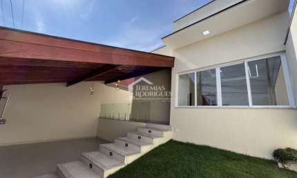 Casa com 3 dormitórios, 250,00 m² - Vila Suíça - Pindamonhangaba/SP.