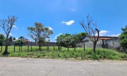 Terreno com 1.472 m² - Condomínio Residencial Eldorado - Tremembé/SP.