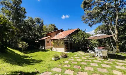 Chácara com 2 casas e 7 suítes - Loteamento Cortina D´Ampezzo - Santo Antônio do Pinhal/SP