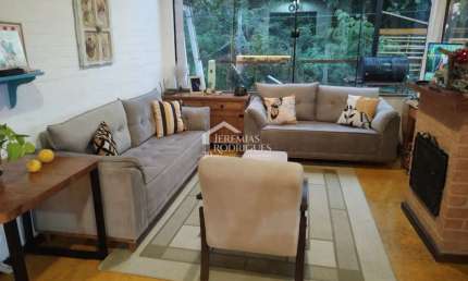 Casa com 2 suítes, no Pinhalzinho em Santo Antônio do Pinhal/SP