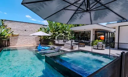 Casa à venda com 4 suítes no Condomínio Taubaté Village em Taubaté/SP.