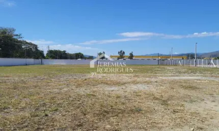 Terreno comercial para venda e locação com 5.437 m² no bairro Feital em Pindamonhangaba/SP