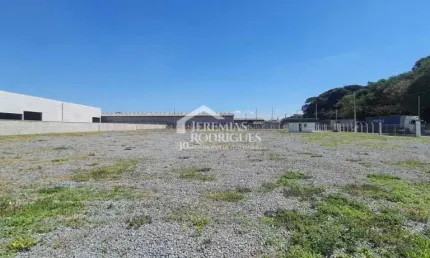 Terreno comercial para venda e locação com 3.657 m² no bairro Feital em Pindamonhangaba/SP