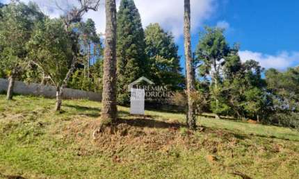 Terreno à venda com 1.091,98 m² no Condomínio Reserva Figueiredo em Campos do Jordão/SP