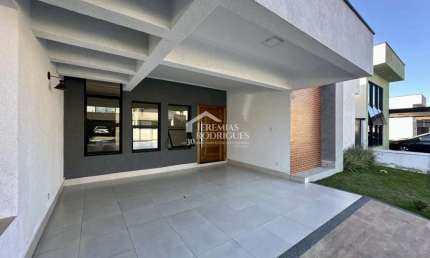 Casa para locação com 3 dormitórios no Condomínio Parque das Araucárias em Tremembé/SP