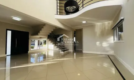 Casa para venda e locação com 3 suítes no Condomínio Taubaté Village em Taubaté/SP