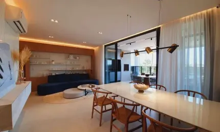 Apartamento para venda possui 225 metros quadrados com 4 quartos