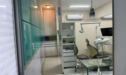 Sala Odontomédica ou empresarial, para venda, 39m² na ACM - Salvador - BA