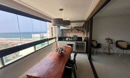 3/4 com 99m2 Refúgio perfeito com vista mar deslumbrante em Armação