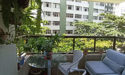 Belíssimo Apartamento com 4/4 A VENDA na Barra Salvador Ba