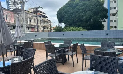Apartamento  com 2 suítes - Charmoso e completo! Mobiliado, decorado e pronto para morar na Federação.