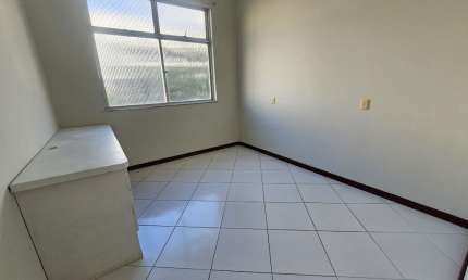 Amplo 3 Quartos na Pituba – 140m², Nascente, Reformado com Gabinete!