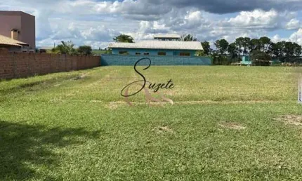 Terreno em condomínio fechado à venda no Recanto das Águas, São Pedro  por R$ 210.000
