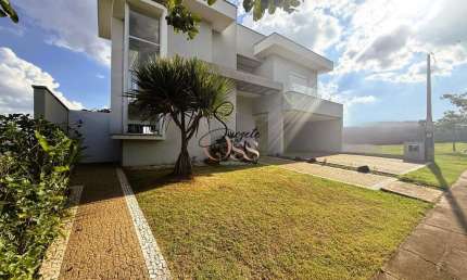 Casa em condomínio fechado com 3 quartos à venda no Loteamento Residencial e Comercial Villa D'Aquila, Piracicaba  por R$ 2.200.000