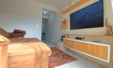 Geminado Sobrado Semi Mobiliado com 2 Quartos e Área Gourmet – Jaraguá do Sul
