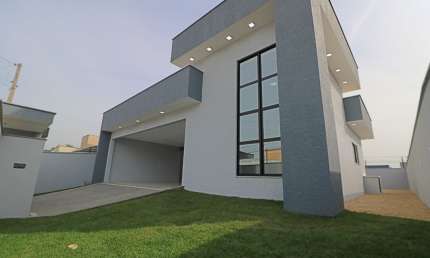 Moderna Casa com 162m² e 3 quartos  – Três Rios do Norte