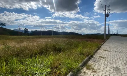Terreno Plano à Venda em Guaramirim — Bairro Caixa d’Água