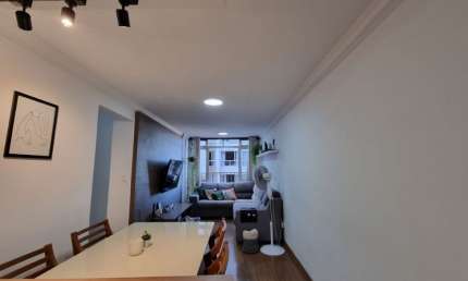 Belíssimo apartamento de 2 quartos reformado - CNB 10 - Taguatinga Norte-DF