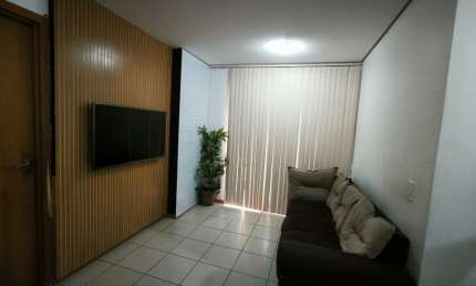 Apartamento com Varanda à Venda no Residencial Via Tropical – Samambaia Valor: R$349.990 – Aceita financiamento bancário e uso do FGTS