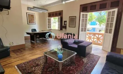 Casa com 10 quartos à venda no Centro, Belo Horizonte 