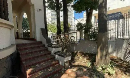 ALUGUEL CASA PRÓXIMO A PRAÇA DA LIBERDADE - 04 QUARTOS - 212,00 M2 - BAIRRO: FUNCIONÁRIOS