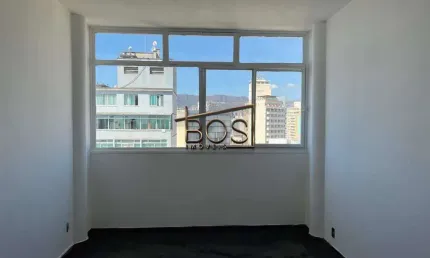 Sala ao lado da Praça 7 no Edifício Belmonte - 25 m² - Portaria física - Bairro: Centro
