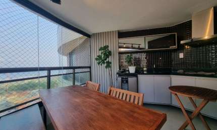 Apartamento a venda em Patamares Colina A com 3 suites vista mar reformado e varanda gourmet