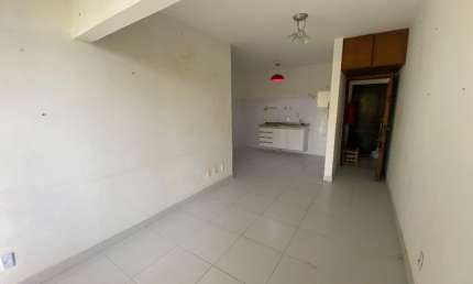 Apartamento a venda em Stella Maris quarto e sala  com armarios